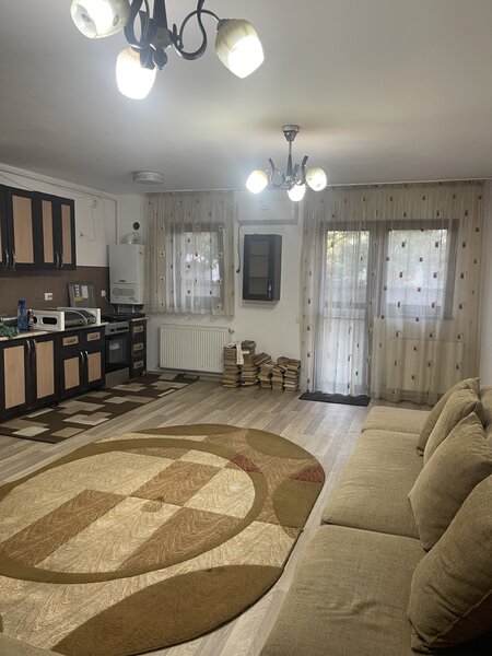 Prelungirea Ghencea, Margelelor, ap. 2 camere, curte 120 mp.